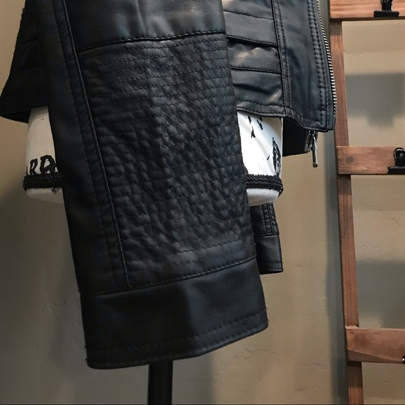 💥NEW!!! Beautiful Faux leather Jacket! - Picture 8 of 8